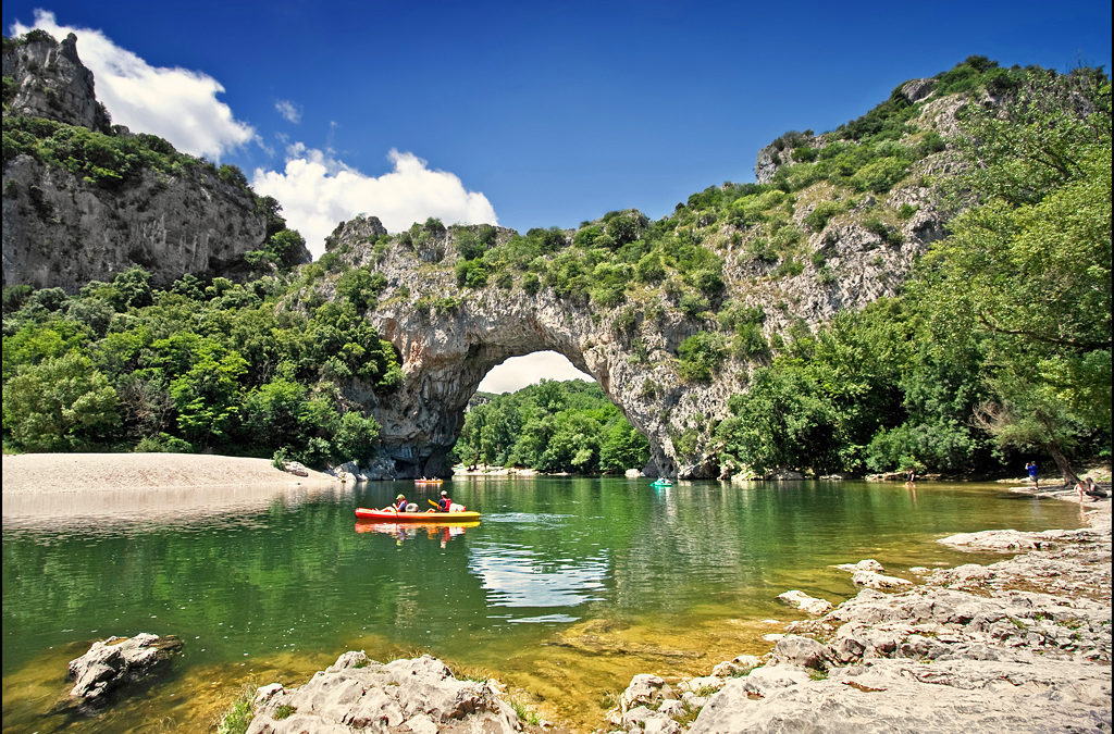 L’arche naturelle du Pont d’Arc – hotel-valleedelarc – Vacances